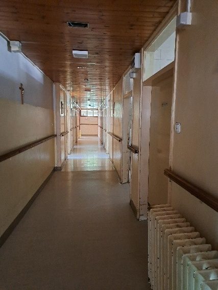 Hodnik Doma za starije osobe u Gospiću